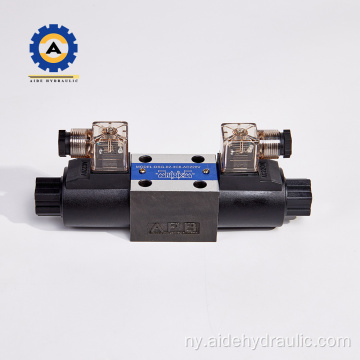 Hydraulic solenoid rererser valve